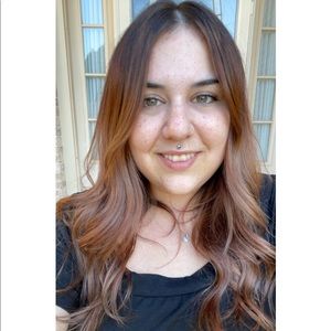 Meet your Posher, Nicolette